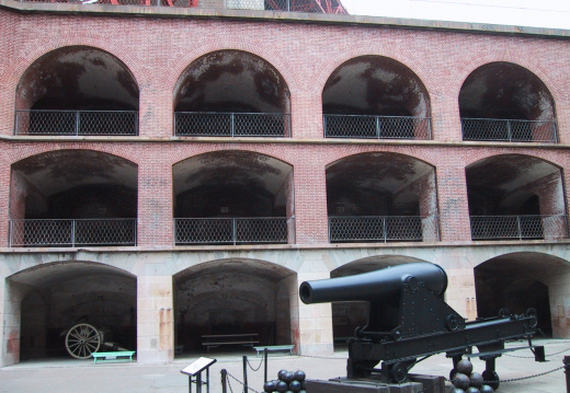 Les canons historiques de Fort Point (2)