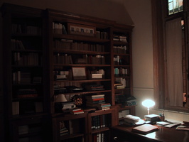 Le bureau d'Isabelle et la bibliothèque