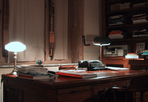 Le bureau d'Isabelle et la bibliothèque