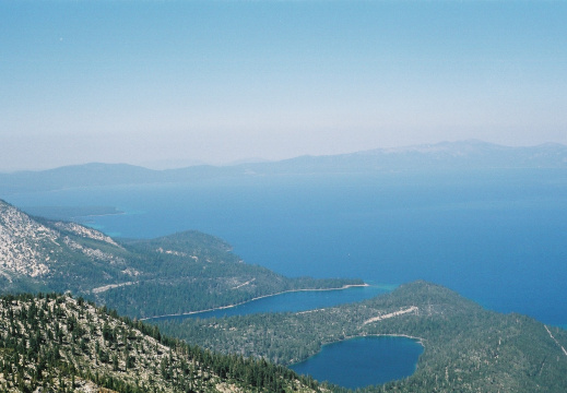 Lac Tahoe depuis le Mont Tallac (Emerald Bay en premier plan)