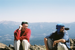John et P.O. en haut du Mount Tallac