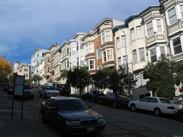 3047 - Maisons typiques des collines de SF