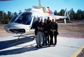 En hélicoptère au dessus du Grand Canyon