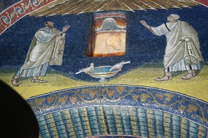 Saint Paul et saint Pierre - Colombes s'abreuvant, symbole du baptême - Mausoleo di Galla Placidia