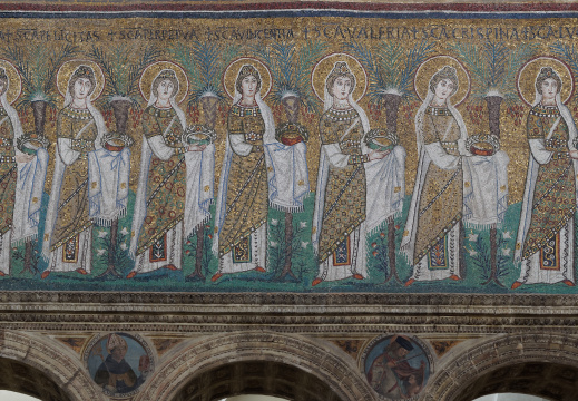 Procession des vierges - Basilique Sant'Apollinare Nuovo