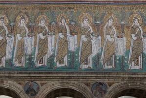 Procession des vierges - Basilique Sant'Apollinare Nuovo