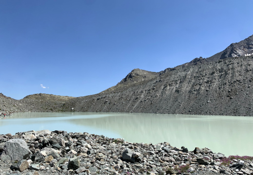 Le lac du glacier d’Arsine