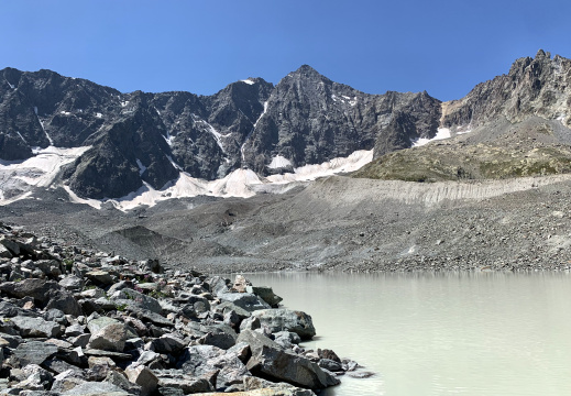 Le lac du glacier d’Arsine