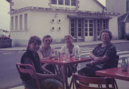 Avec Pépé, Maria et leurs amis à Hennebont