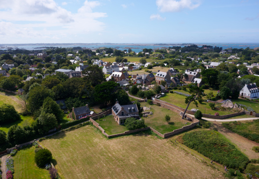 Bréhat - le village