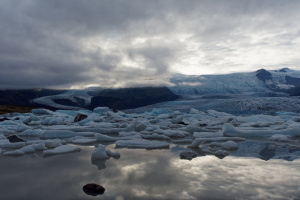 Icebergs du lac Fjallsárlón