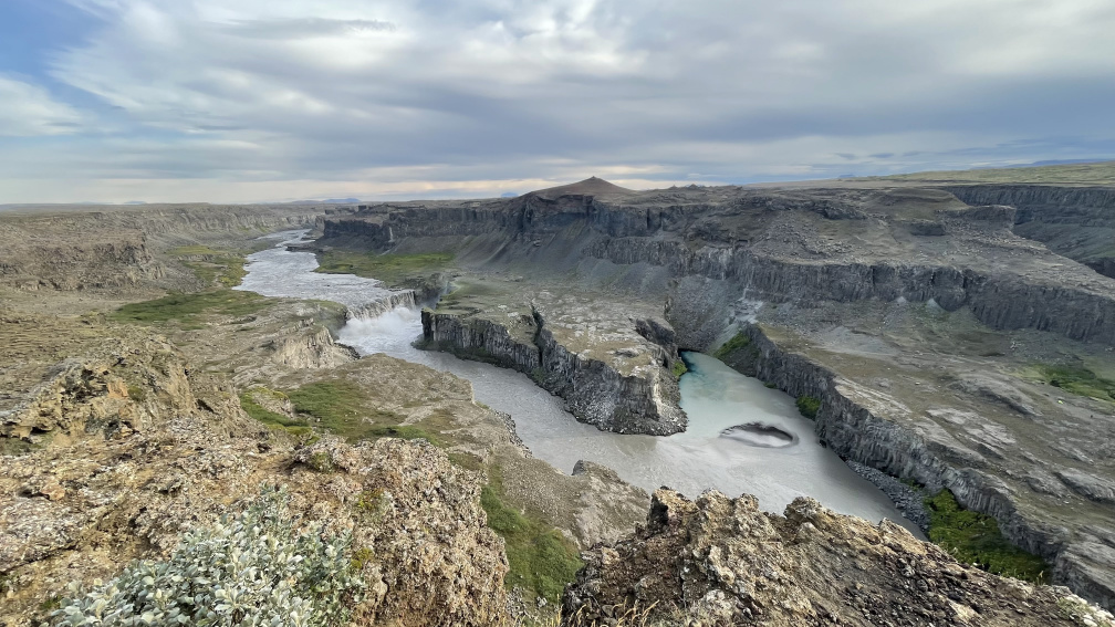Hafragilsfoss - Jökulsárgljúfur canyon 2021-08-21-180032-020_edited.jpg